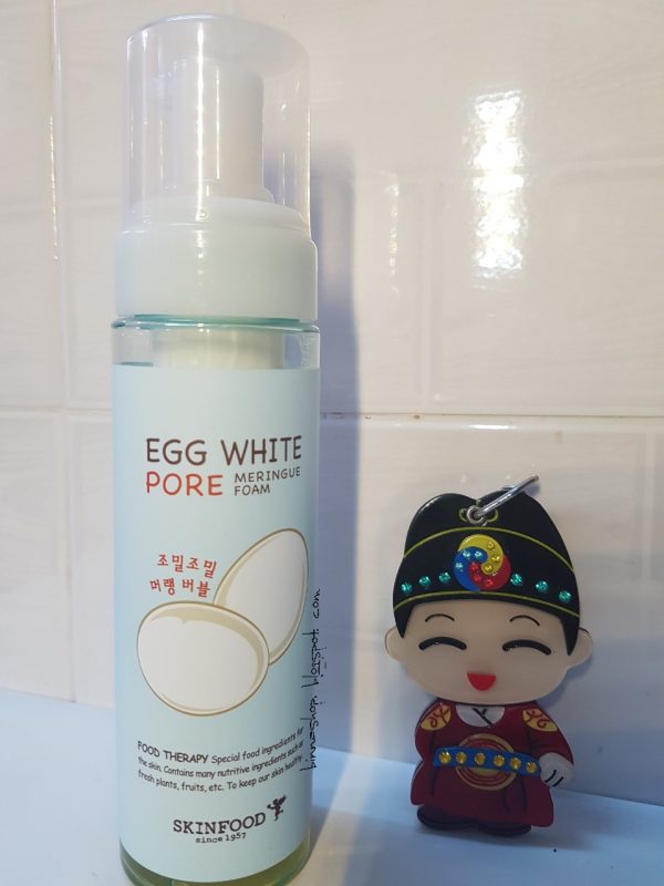 SRM tạo bọt trứng Skinfood Egg White Pore Meringue Foam 200ml 스킨푸드 에그 화이트 포어 머랭 폼