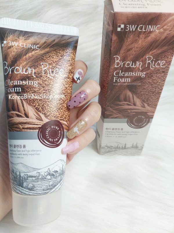 Sua-Rua-Mat-Chiet-Xuat-Gạo-3W-Clinic-Brown-Rice-Cleansing-Foam-100ml