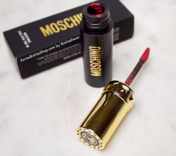 Son kem tint lì Hàn Quốc Moschino Chic Stay Tint M 모스키노 시크 스테이 틴트 엠